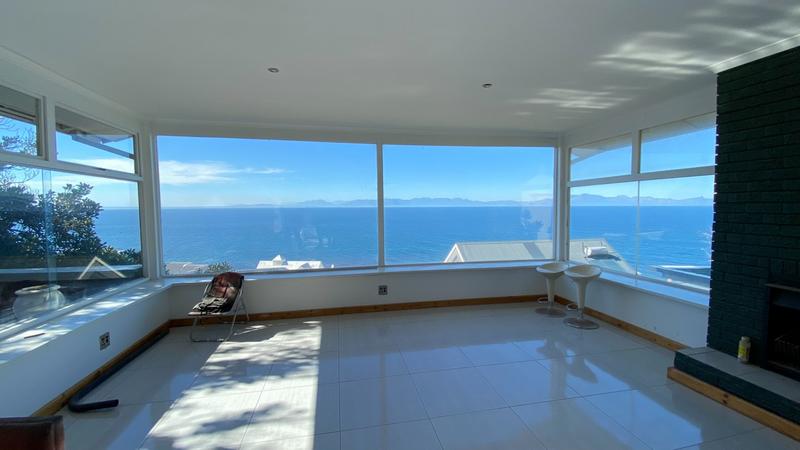 5 Bedroom Property for Sale in Murdock Valley Western Cape